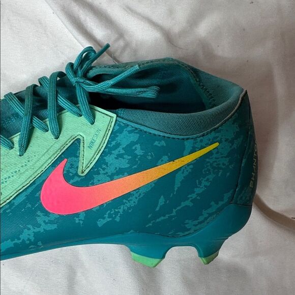 Nike Phantom Luna 2 Academy LV8 MG High Top Soccer Cleats FJ2561-300. Size 10.5. - Picture 7 of 8